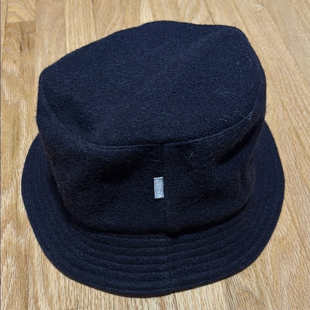 Levi's Bucket Hat